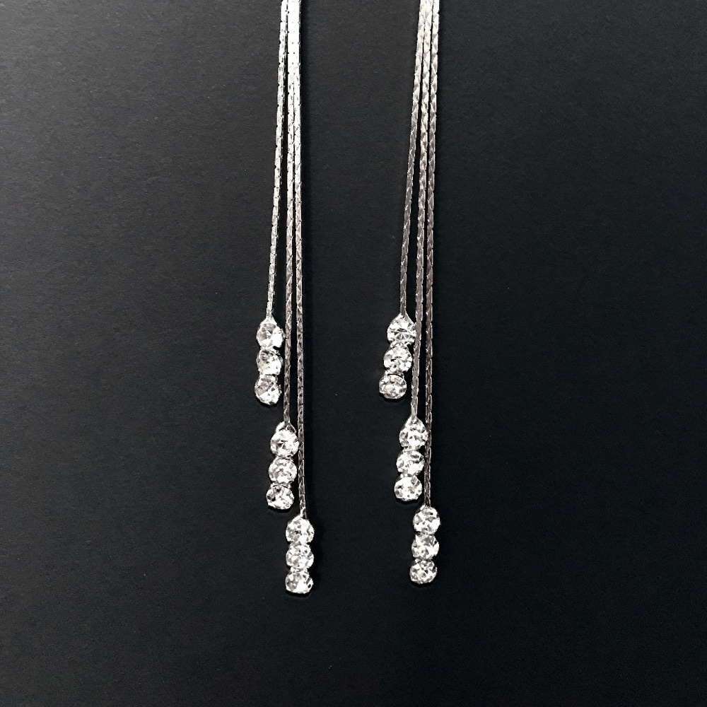 Reign On Me - Radiantly Regal Earrings